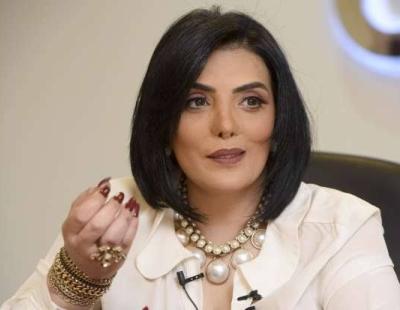 بعد أزمتها مع نزار الفارس ...حورية فرغلي تتهم مديرة أعمالها بالسرقة 