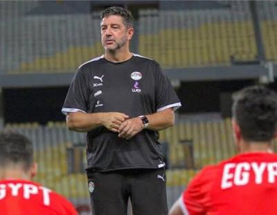 منتخب مصر يبدأ مرحلة جديدة مع فيتوريا 