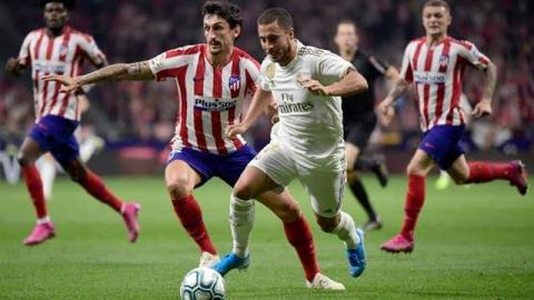 .الريال يتفوق على أتليتكو بثنائية ويعتلى صدارة الدوري 